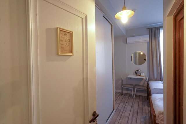 Отели типа «постель и завтрак» Hotel Ticiani 13 Кутаиси-28